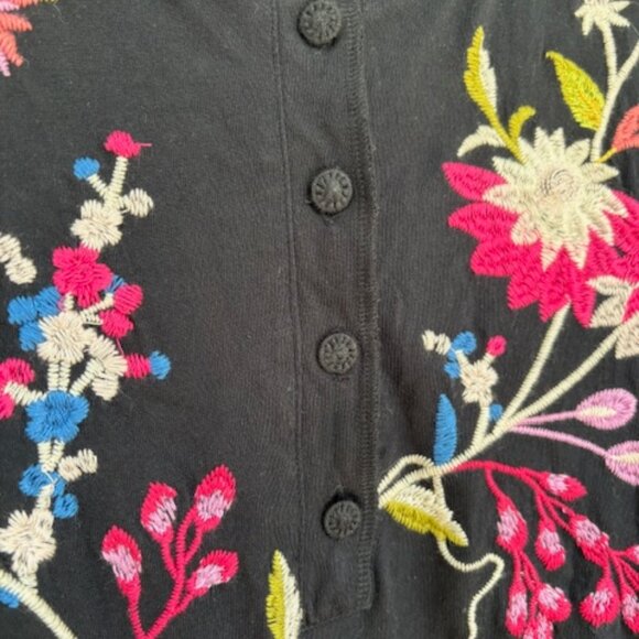 Johnny Was Cotton Knit Embroidered Top XL  Flowers & Bird - Picture 5 of 9